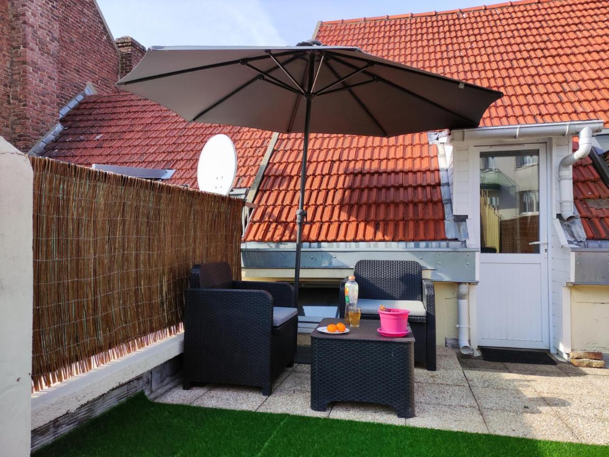 Joli Petit T2 Terrasse Proche Du Phare Apartamento Calais Exterior foto